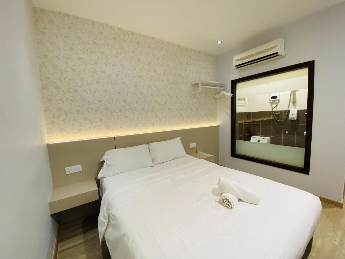 Hotel U And Me Kulai Dış mekan fotoğraf